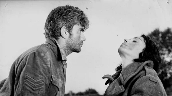 Μια τελευταία (για φέτος) βόλτα στη Χαμένη Λεωφόρο του Ελληνικού Σινεμά