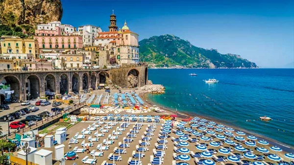 Ταξιδέψαμε στη Νάπολη και την Ακτή Αμάλφι, την πατρίδα της dolce vita 