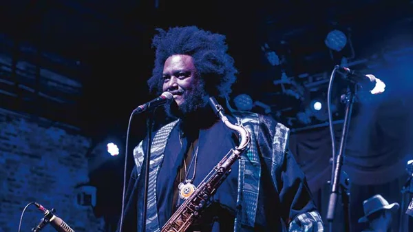 Ο Kamasi Washington ετοιμάζει epic jazz party στο Γκάζι... Όλα όσα πρέπει να ξέρετε γι' αυτόν!
