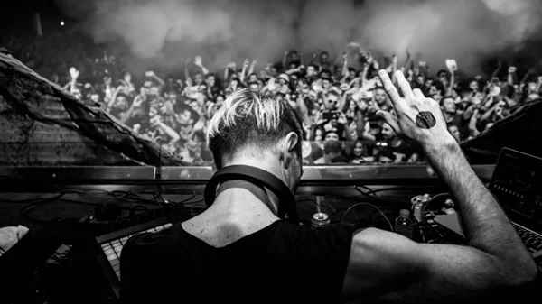 Στο Techniques θα χορεύεις για 12 ώρες