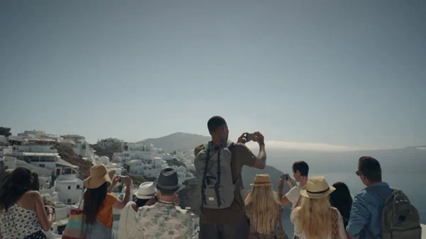 Η Aegean και ο Γιάννης Αντετοκούνμπο «ταξιδεύουν» την Ελλάδα σε όλο τον κόσμο