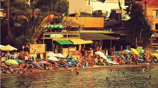 Ανάσες καλής dance μουσικής, φεστιβαλικού πνεύματος και δροσιάς στο Odyssia