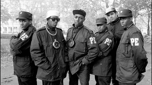  Οι Public Enemy μας φέρνουν πίσω στα βασικά με το Nothing Is Quick In The Desert