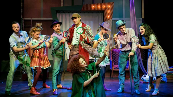 Τι ψάχνει ο Σέρλοκ Χόλμς στην Ελλάδα;