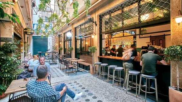 2 δροσερά και ολάνθιστα bars στο downtown