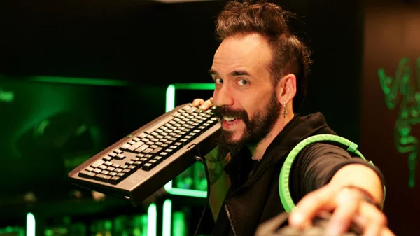 10 ελληνικές συναυλίες που μας φτιάχνουν τη διάθεση αυτή την εβδομάδα (spotify playlist)