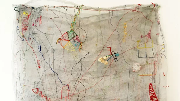 Τι υφαίνουν στην Πλατεία Βικτωρίας;