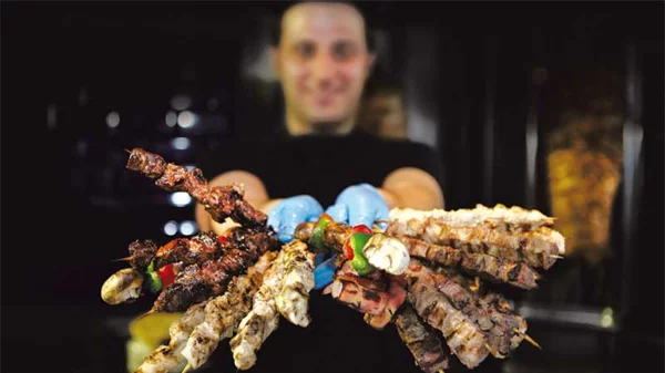 Τελευταία ευκαιρία για να ψηφίσεις το καλύτερο σουβλάκι της Αθήνας  και της Αττικής και να κερδίσεις ζουμερά δώρα!