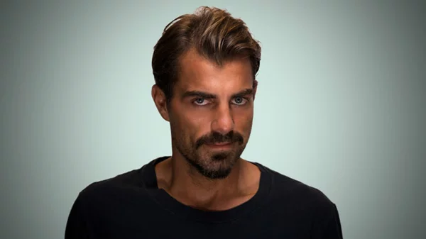 Νέα εκπομπή με τον Στέλιο Χανταμπάκη