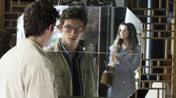 Δείτε το «Μόνο Αγόρι στη Νέα Υόρκη» με το αθηνόραμα club