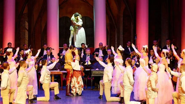 Η ζωή της Σίσσυ σε μια ...συμφωνία