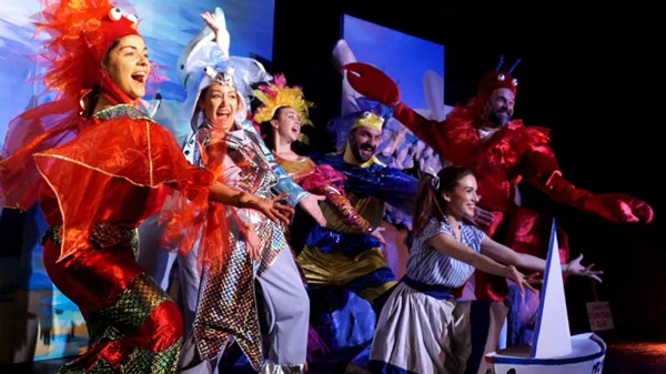 Αγαπημένοι παιδικοί ήρωες στη σκηνή