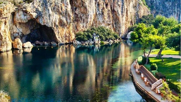 «Παραμύθια και Μαγεία» στη Λίμνη των Ήχων