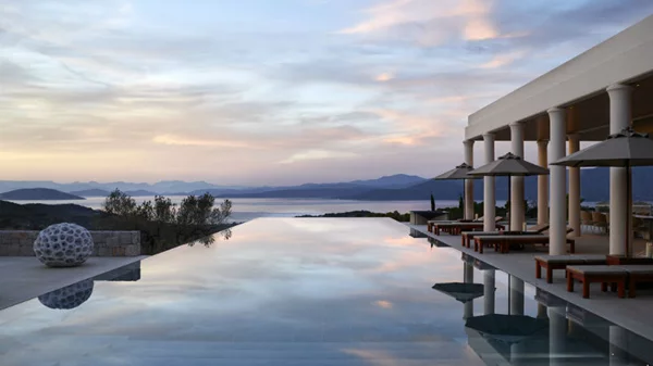 Οι αναγνώστες του Conde Nast ψηφίζουν Ελλάδα