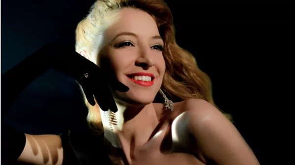 Τέσσερις hot φθινοπωρινές Πέμπτες στο Cafe του Νομισματικού