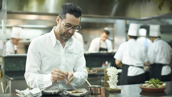 Quique Dacosta: Η φιλοσοφία ενός τριάστερου Ισπανού auteur 