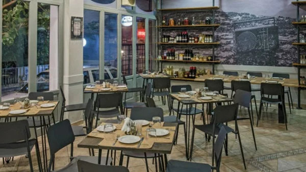 Ένα «TranzistoRaki» σε συχνότητα μεζέ 