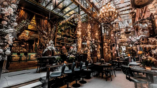 Athens Calling: 11 ματιές στην πόλη