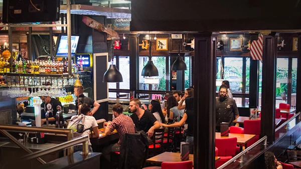 Το «ΤGI Fridays» του Κεφαλαρίου γίνεται 20