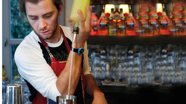 Η δεύτερη «Bella Vespa» σταθμεύει στο Κολωνάκι