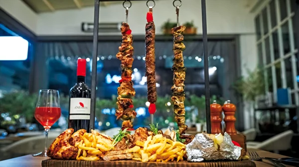 Στο «Roasted by Mimaya» με το αθηνόραμα Club