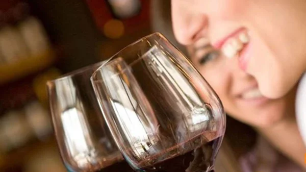 Μετρώντας οινικές τριπλέτες στο «Chocolat Royal»