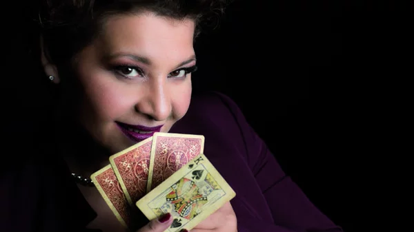 Η Γιώτα Νέγκα αναμετράται με τους άντρες της μουσικής ζωής της