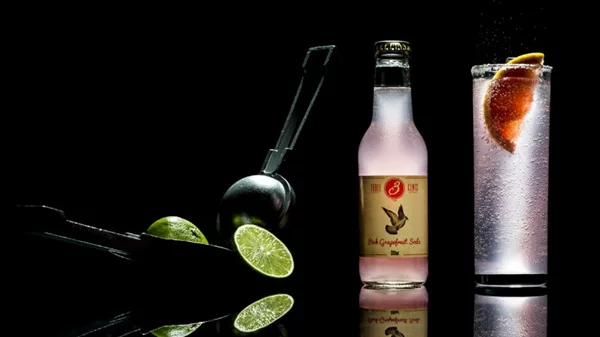 Μπαρίστικες διαδρομές με απολαυστικές φυσαλίδες των Three Cents