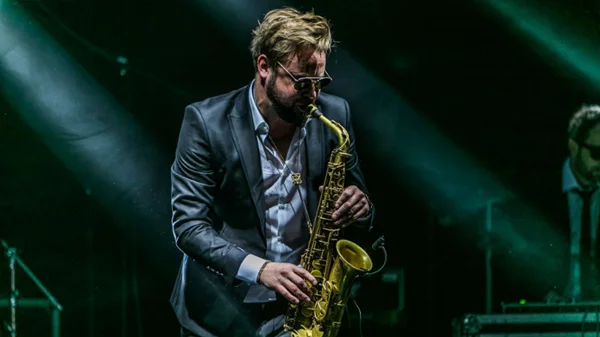 Electro sax στο «Gazarte»