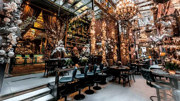 4 νόστιμες στοές ντυμένες χριστουγεννιάτικα