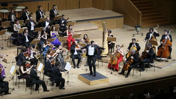 10 + 1 ξεχωριστές συναυλίες υποδέχονται το 2018!