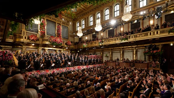 8 πράγματα που πρέπει να ξέρεις για την πρωτοχρονιάτικη συναυλία της Φιλαρμονικής της Βιένης