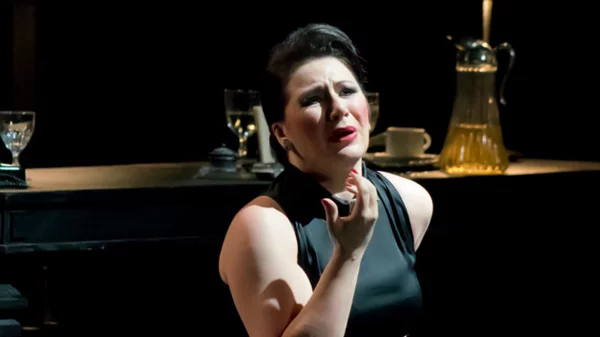 Έρχεται η «Τόσκα»!