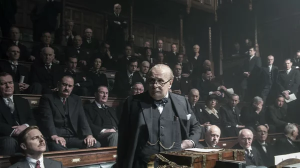 Real vs Reel History: Πόση ιστορική αλήθεια χωράει σε μια ταινία;