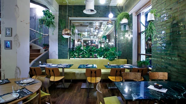 «Frankie»: Η νεο-τρατορία αντεπιτίθεται