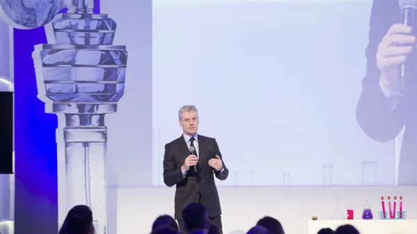 Άρωμα από το μέλλον του προορισμού «Αθήνα»