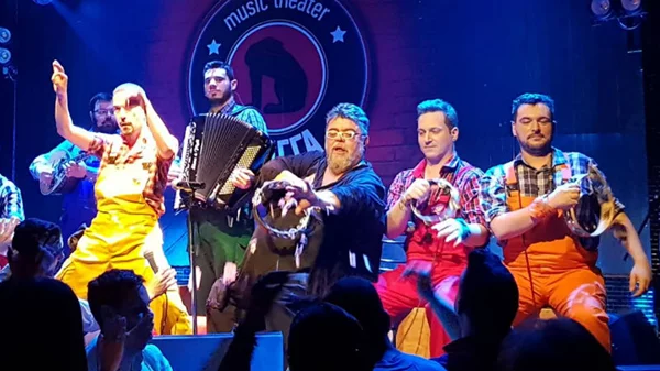 Ο Σταμάτης και τα Παιδιά της Σφίγγας στο πιο ερωτικό πρόγραμμα της σεζόν