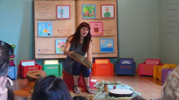 Οι διακοπές των παιδιών και τα πρωτότυπα εργαστήρια συνεχίζονται...