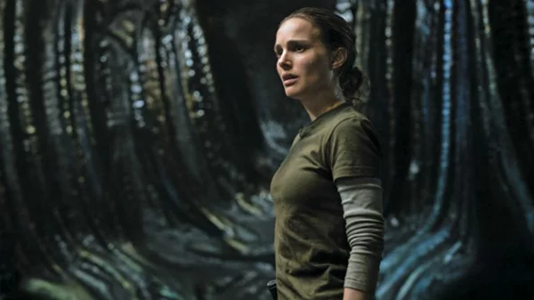 O «Αφανισμός» του Άλεξ Γκάρλαντ είναι το καλύτερο sci-fi που (δεν) θα δεις σήμερα