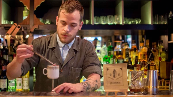 Grooove cocktail bar