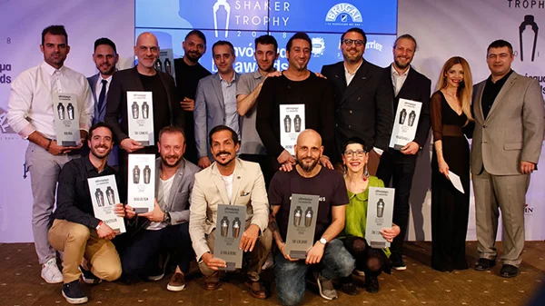Αυτά είναι τα καλύτερα bar της Ελλάδας | Οι νικητές των Αθηνόραμα Bar Awards - Shaker Trophy 2018 