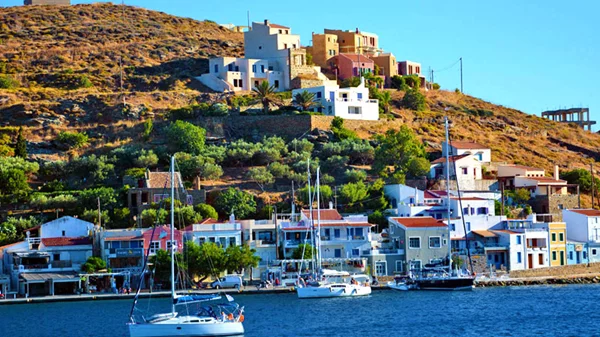 9 αφορμές για απόδραση στην Τζια