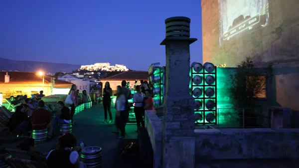 Summer tunes στην ταράτσα του Bios