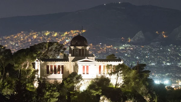 Ξεκινούν τα καλοκαιρινά ραντεβού στο Αστεροσκοπείο Αθηνών 