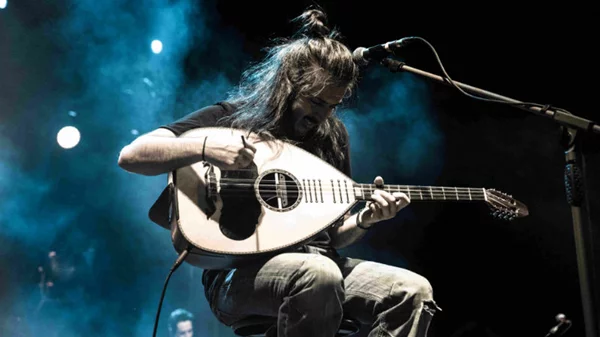 Το γνωστό ποίημα: μια ακόμα συναυλία για τον Γιάννη Χαρούλη!