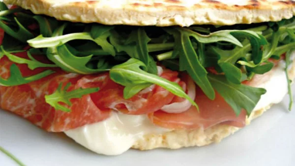 Το «Via Piada» στρώνει το δρόμο του ιταλικού street food 