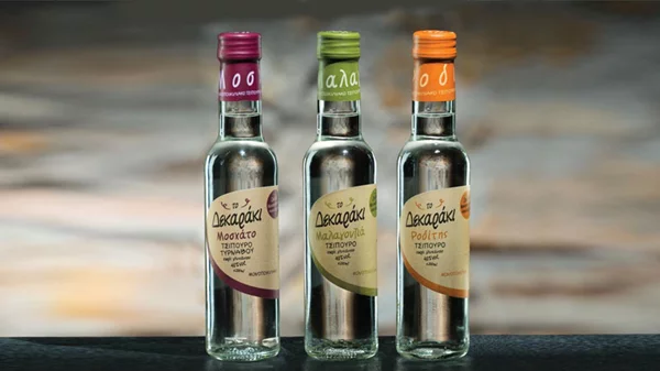 Το τσίπουρο «Δεκαράκι» καινοτομεί με μονοποικιλιακά αποστάγματα