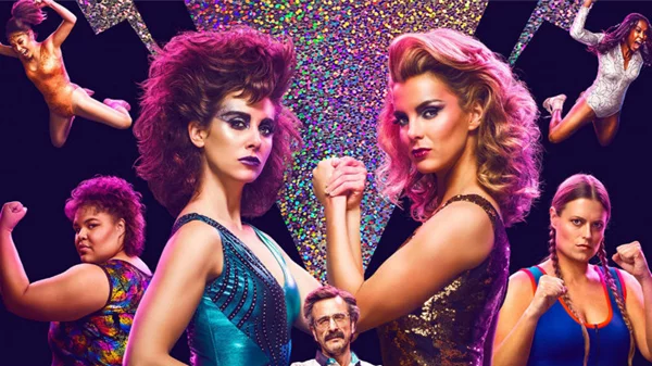 Τα κορίτσια του «Glow» βάζουν το κραγιόν τους και ξαναμπαίνουν στο ρινγκ