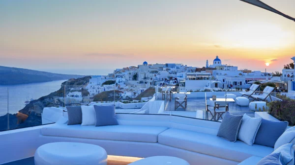 Δύο βραδιές για ευζωιστές στη Σαντορίνη