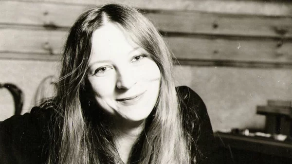 Λένα Πλάτωνος και Animasyros στην Εναλλακτική Σκηνή της Εθνικής Λυρικής Σκηνής